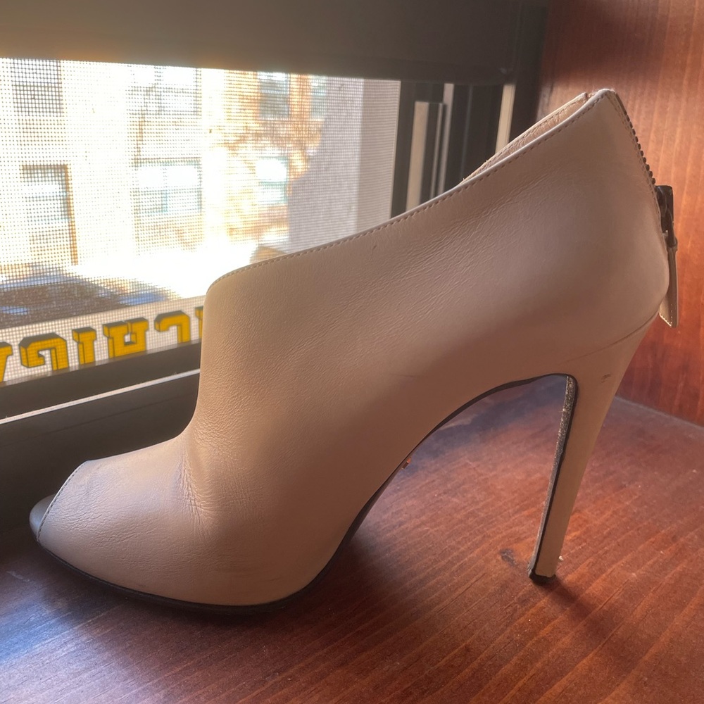 Prada Women's Tan Peep-Toe Booties size 37.5 - Picture 7 of 8